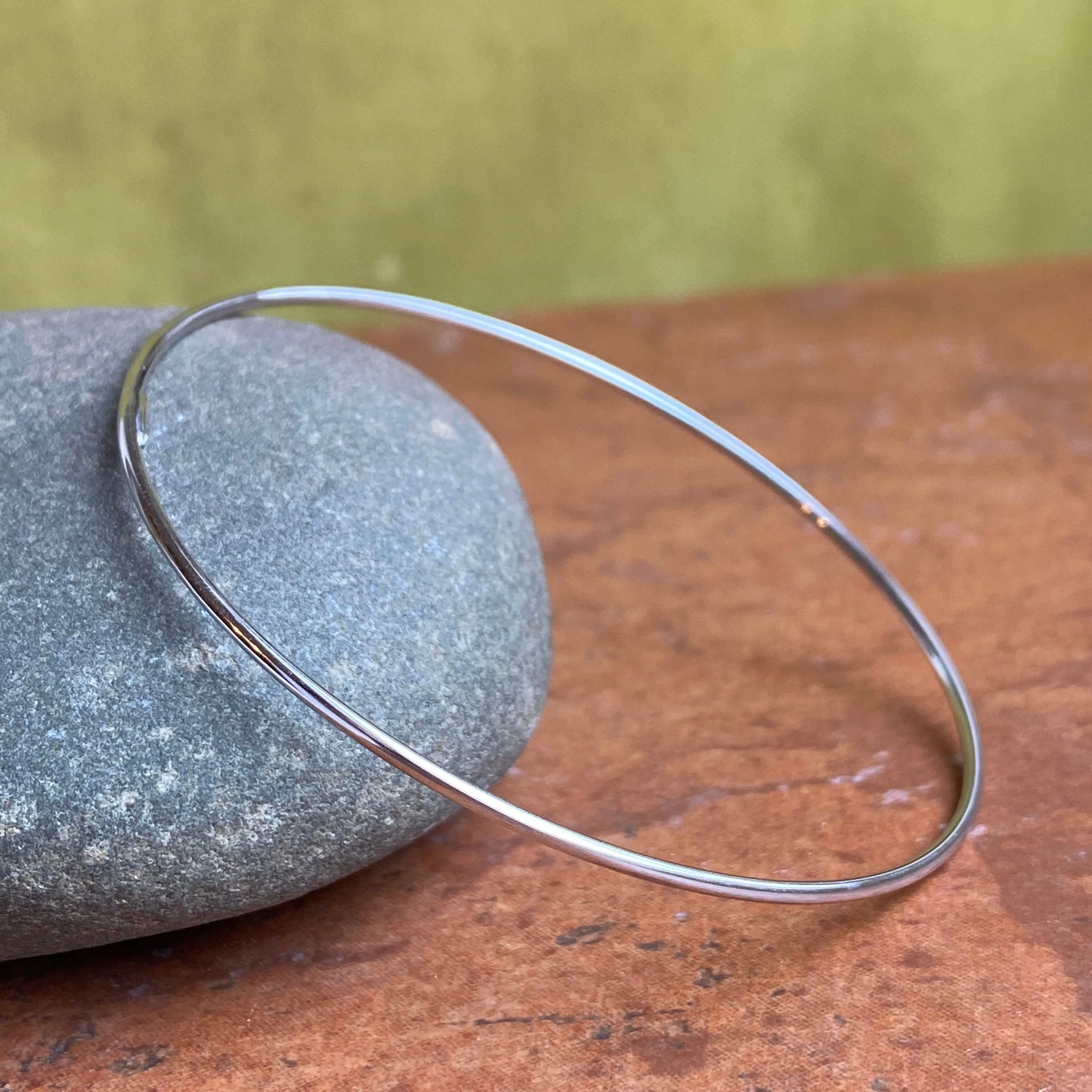 14KT White Gold Thin Bangle Slip-On Bracelet 1.5mm