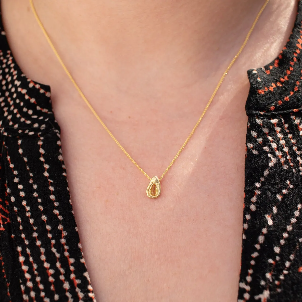 18kt Teardrop Yellow Sapphire Necklace