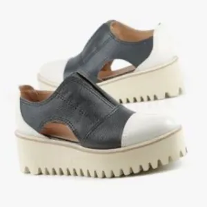 ALL BLACK ANTHROPOLOGIE Black and Beige Cut Out Platform Loafer-41/US 10