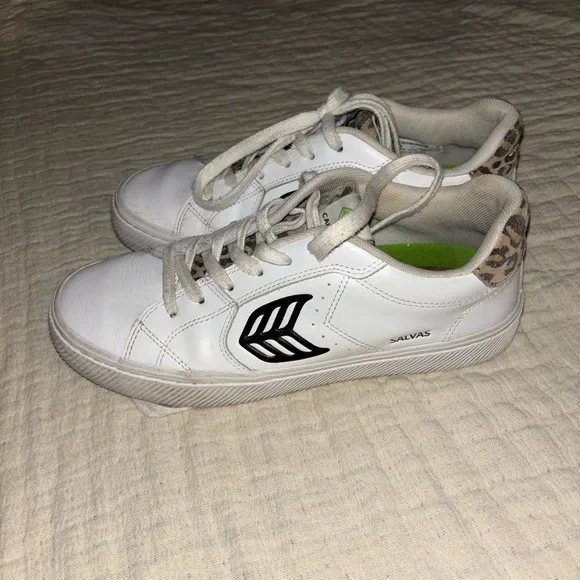 CARIUMA SALVAS White LWG Leather/Leopard &amp; Black sneakers