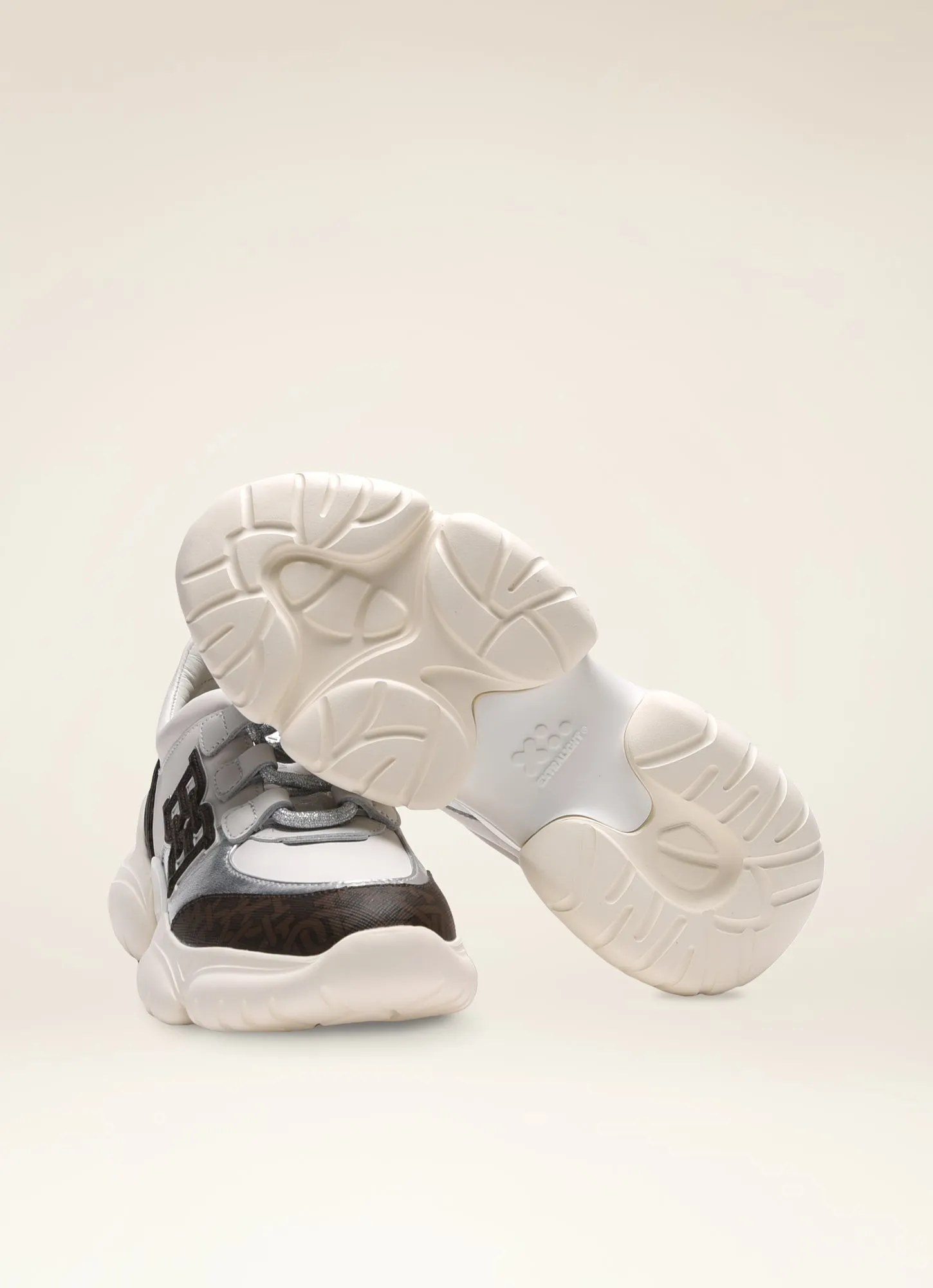 Claires - Sneakers