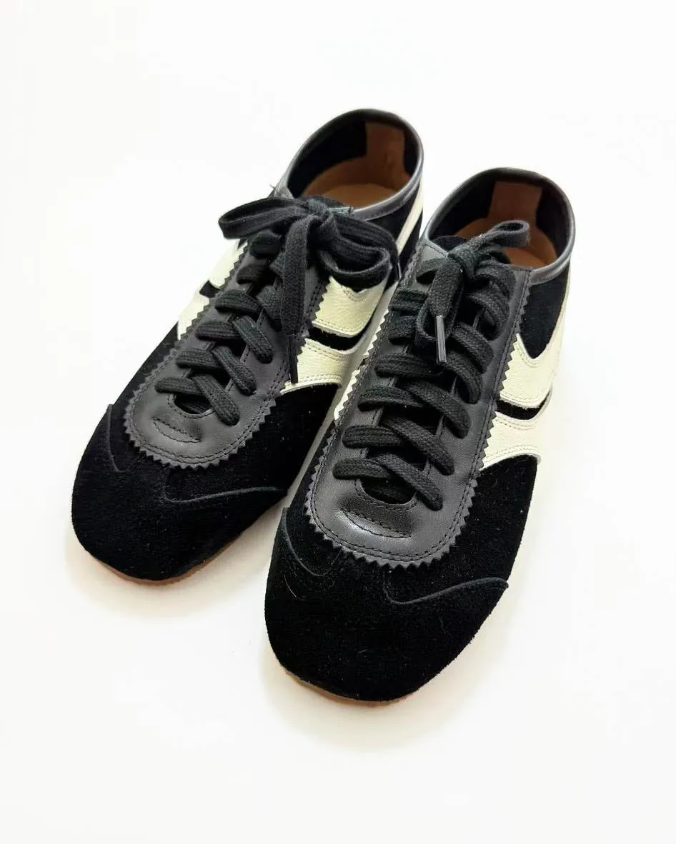 Color Block Tied Sneakers