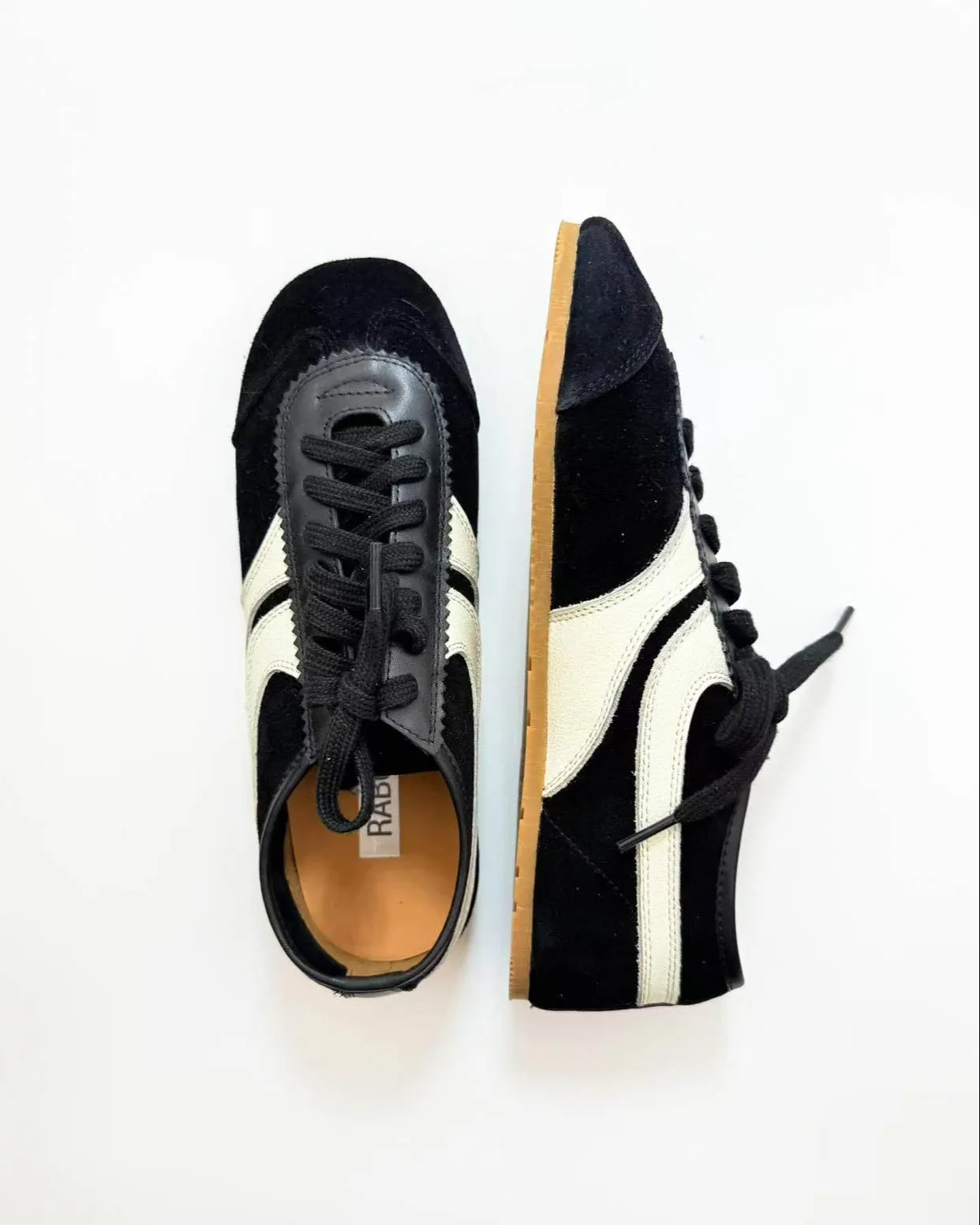 Color Block Tied Sneakers