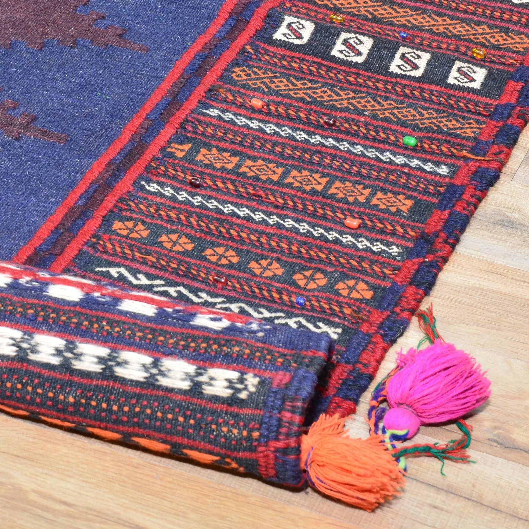 Hand-Woven Flat-weave Tribal Kilim Wool Rug (Size 4.8 X 5.4) Cwral-7716