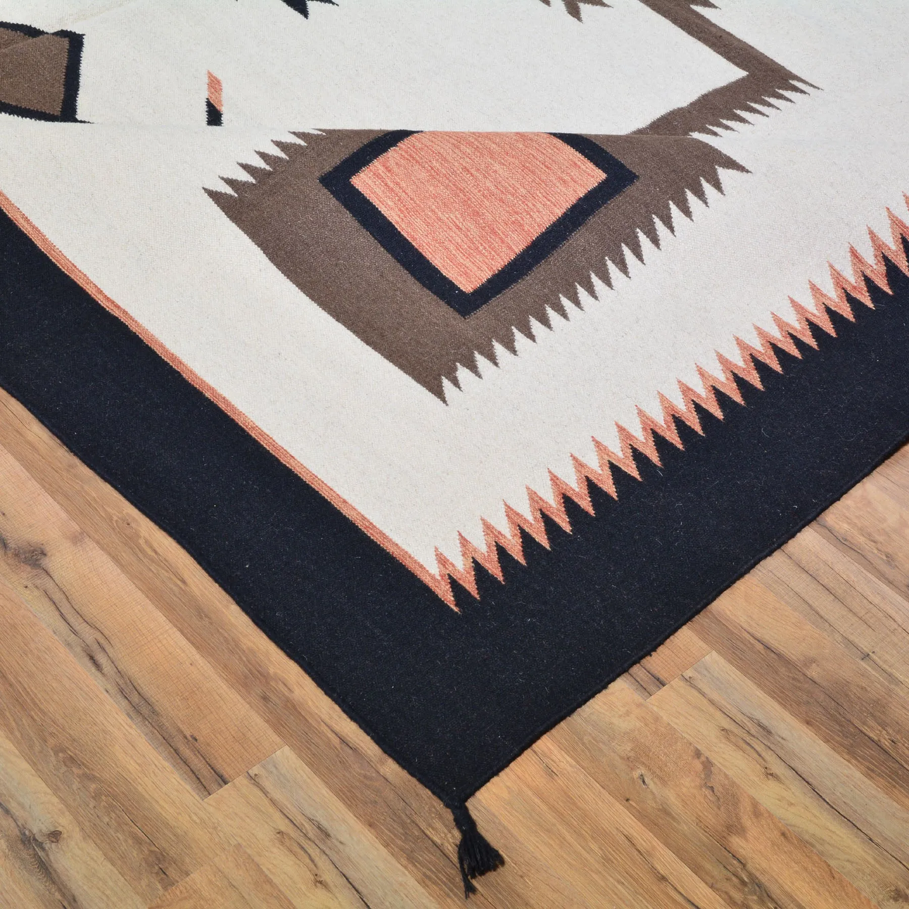 Hand-Woven Four Corner Storm Southwestern Navajo Design Rug (Size 10.2 X 14.0) Cwral-3480
