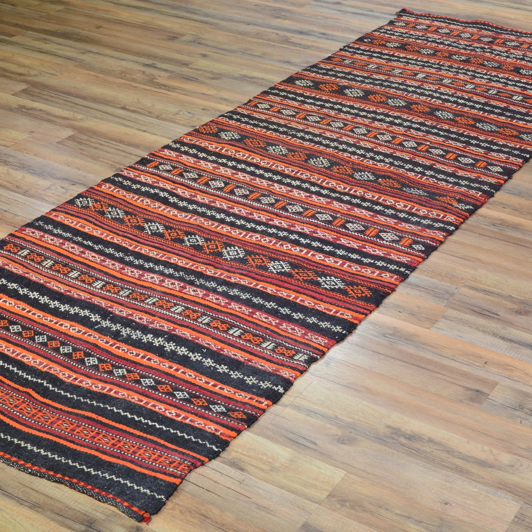 Hand-Woven Tribal Kilim Flatweave Surmai 100% Wool Rug (Size 2.8 X 8.10) Brral-3288