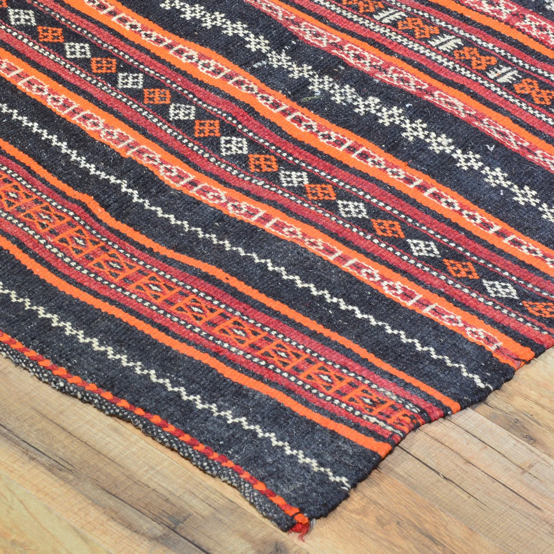 Hand-Woven Tribal Kilim Flatweave Surmai 100% Wool Rug (Size 2.8 X 8.10) Brral-3288