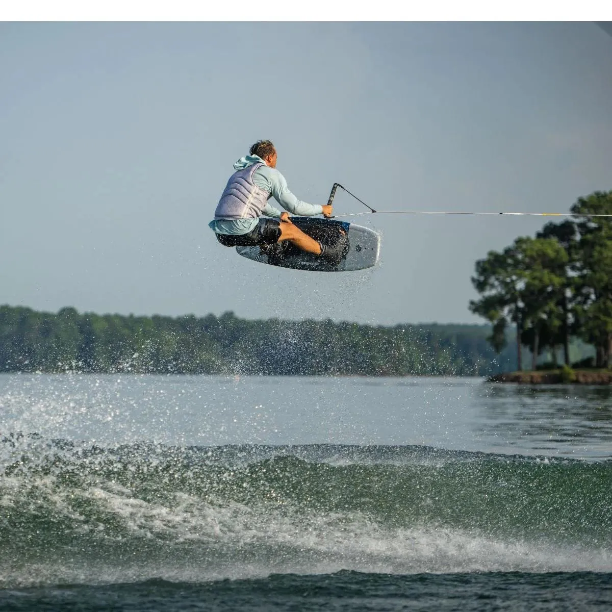Hyperlite Wakeboard Motive 134-140 cm