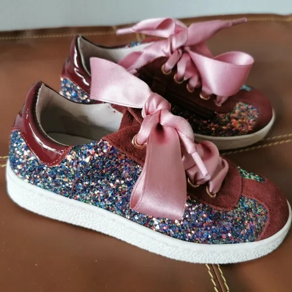 Monnalisa Girls sneakers with glitter details size 27 (10 US)
