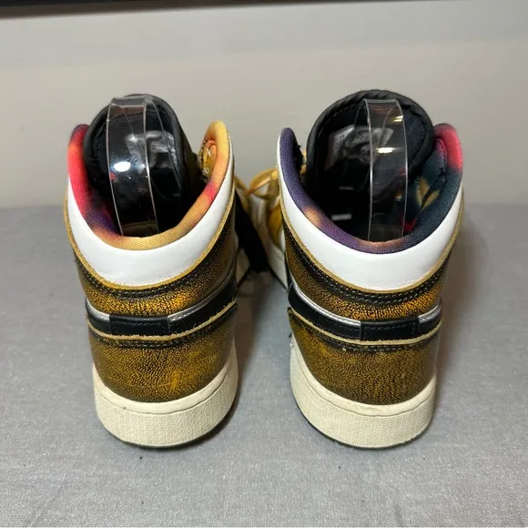 Nike Jordan AJ 1 Mid SE Leather Sneakers