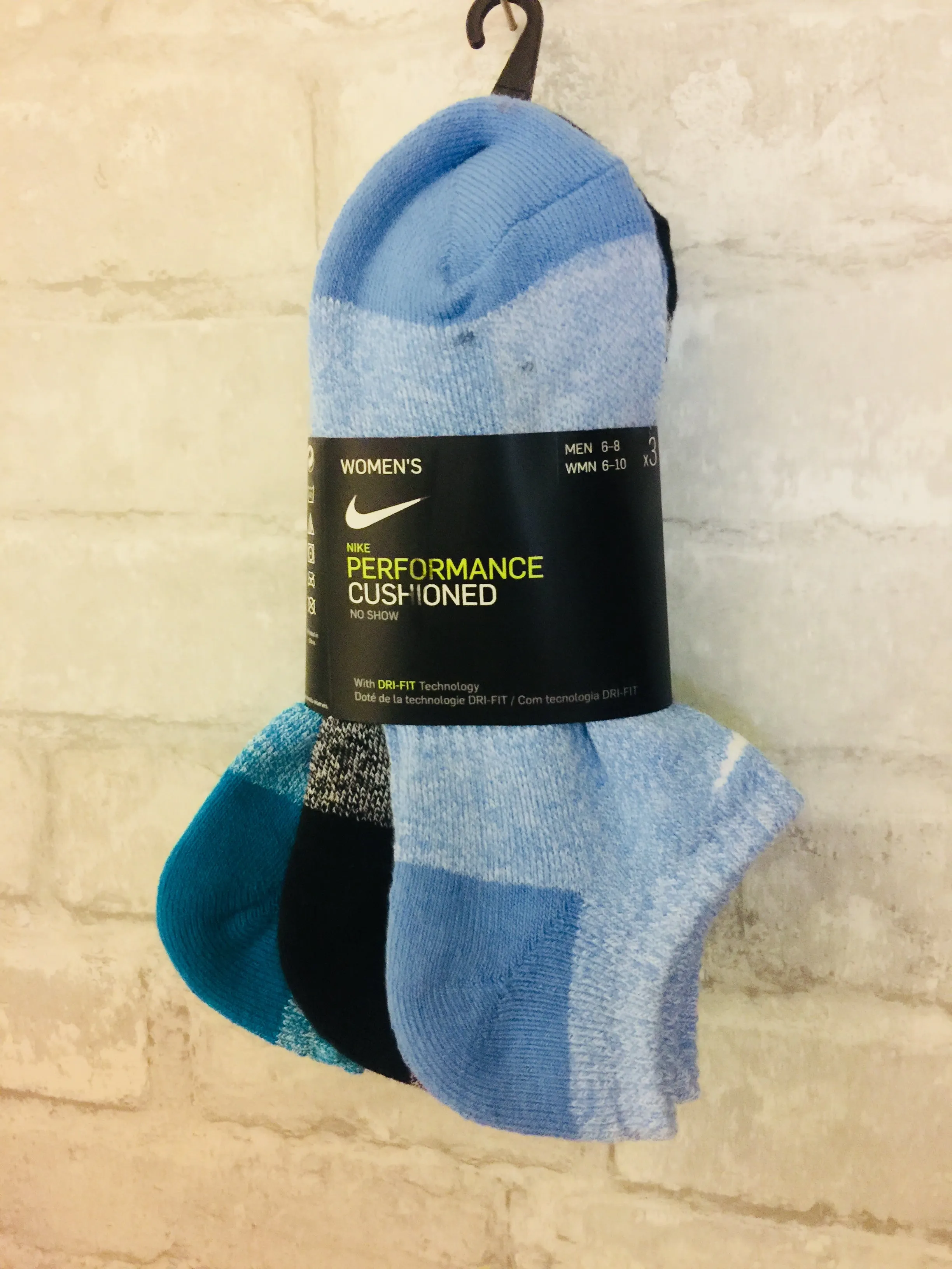 Pack of 3 Women's Nike Performance Cushioned No-Show Socks in blue, teal & black no show socks with ribbed hem, Sz 6-10!