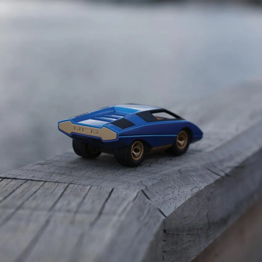 Playforever - Mini UFO Leonessa