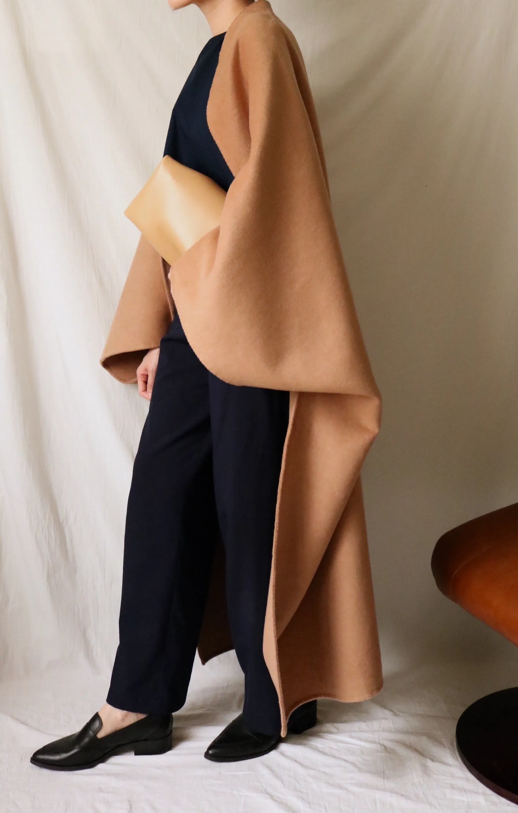 Privé poncho (full sleeves)
