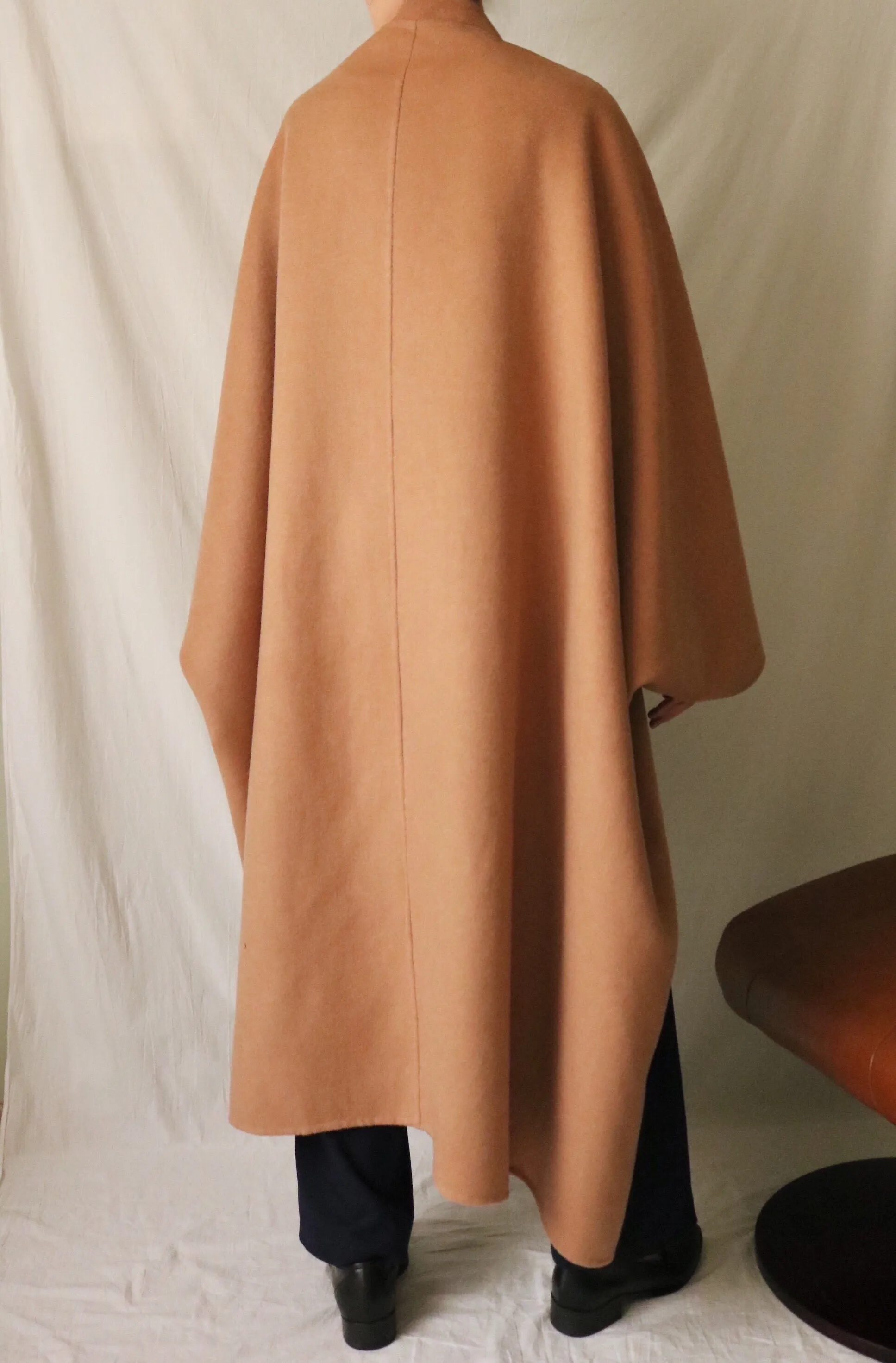 Privé poncho (full sleeves)