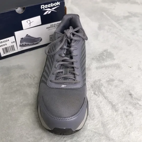 Reebok Zig Elusion Heritage Low cut Work Sneaker Men's 9M