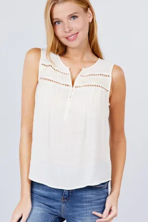 Sleeveless Front Pleats Detail W/button Woven Top