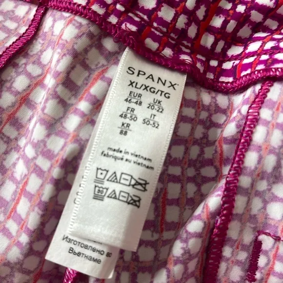 SPANX Sunshine Shorts Hibiscus Gingham Pink XL 4” inseam