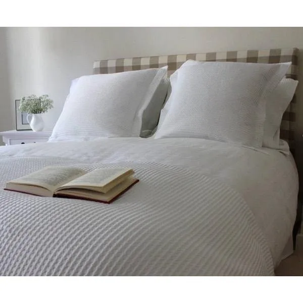 Waffle Woven Bedspread - White