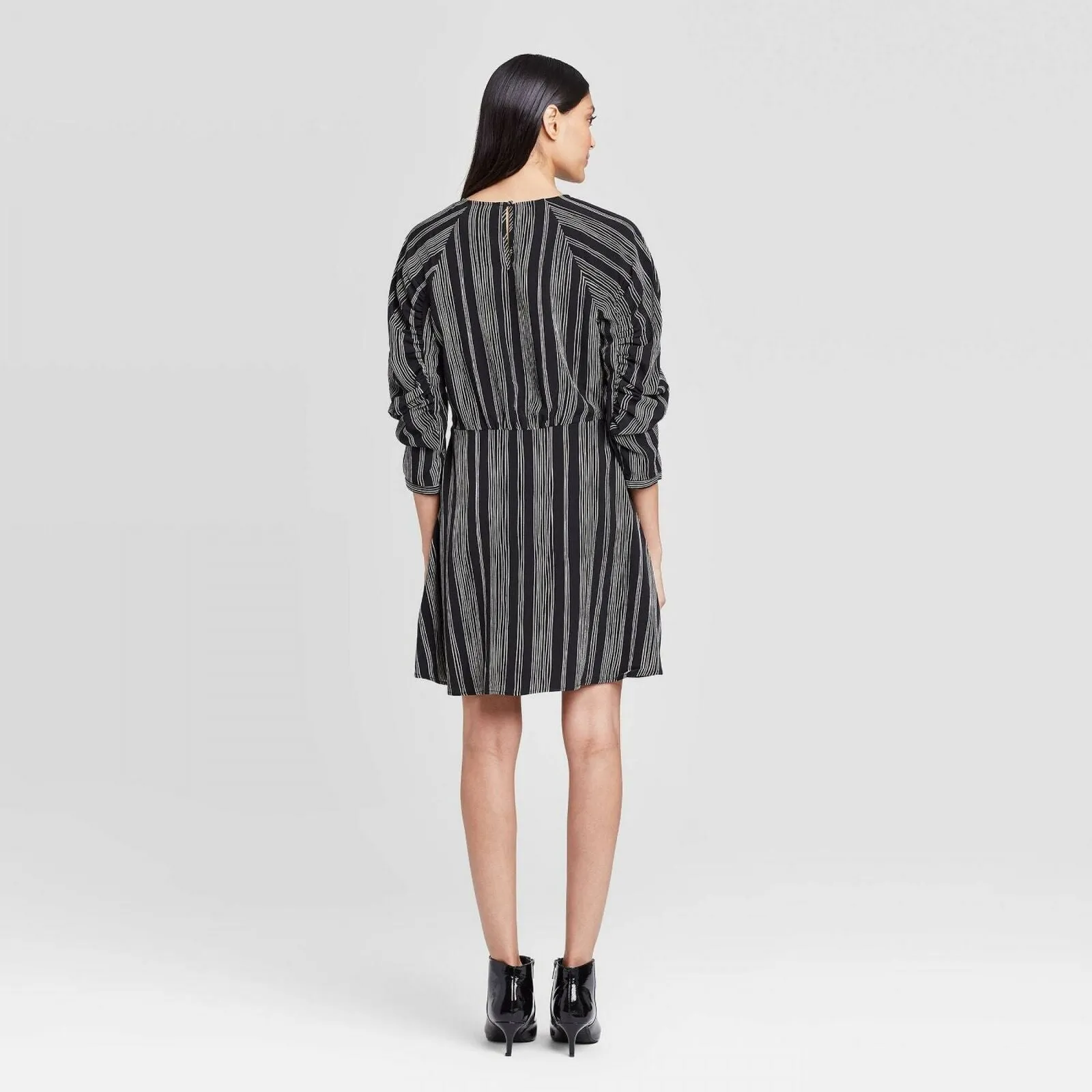 Who What Wear Women's A-Line Mini Dress with Sleeve Detail